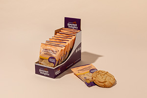 Golden Macadamia & White Chocolate Cookie