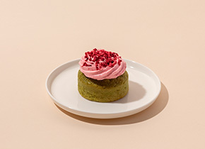 Matcha and Strawberry Cake