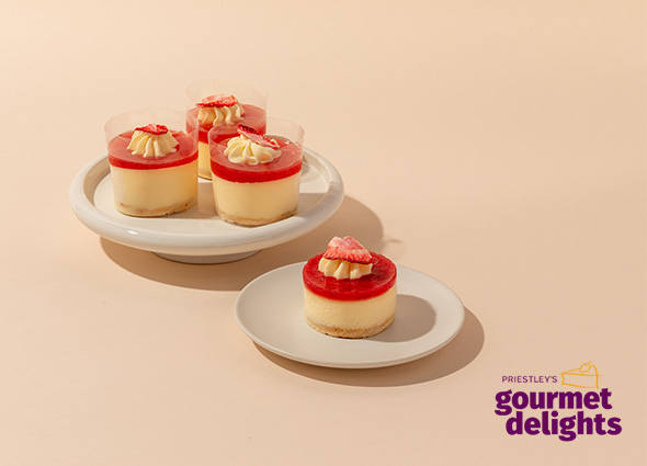 Strawberries & Cream Cheesecake